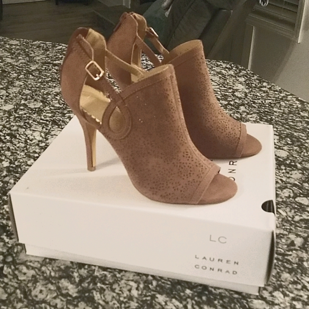 Lauren Conrad Shoes